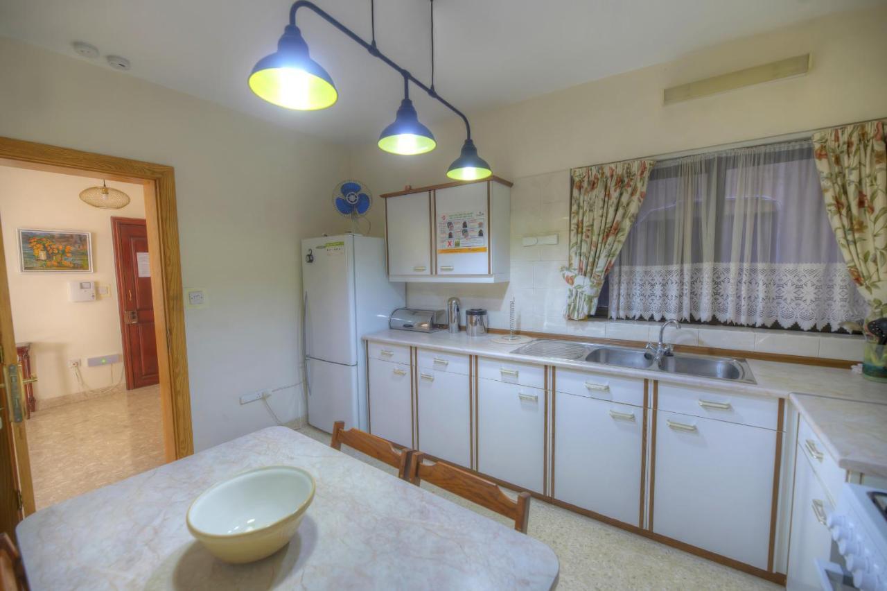 Large And Bright In The Centre Goslm-2 Apartment Sliema